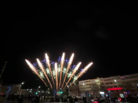 在烟花下 祝我们 都得偿所愿🎇
#烟花秀 #江山帝景烟花