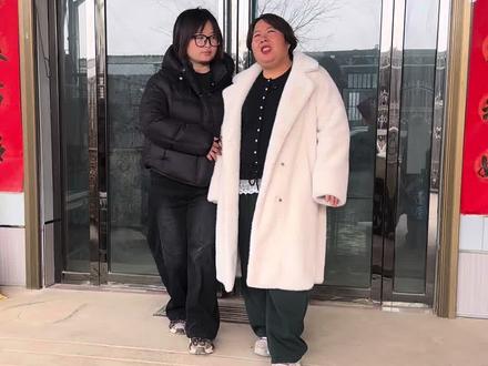 农村哪哪都好,就是有些森@是姜姜啊 #原创视频上热门 #搞笑视频 #陕西方言段子