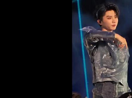 “缓释胶囊那挂的…”“缓释胶囊哪挂的?!”哥哥 你真的不清楚吗🥺#马嘉祺 #缓释胶囊 #舞台 #演唱会