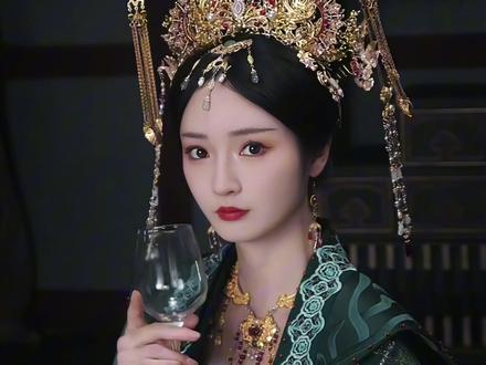 女皇的多彩生活#绝世王爷#胡冬晴#女帝