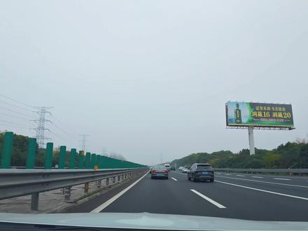 家用车零百加速9秒及格、7秒够用,轮上200匹已经是普通上的上限了#高速 #第一视角 #零百加速 #家用车马力 #每天一个汽车知识