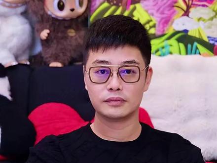 白银暴跌前兆 高位减持信号与散户贪婪陷阱#期货 #实战交易 #高频交易 #交易员日常 #技巧与方法