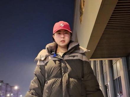 两级反转!游戏动漫装备带进现实~ blender/ae/embergen/剪映/工作流程
大家想看的游戏动漫装备特效在评论区留言哦~
#cos #抖音游戏建模作者团 #艾克 #blender #lol