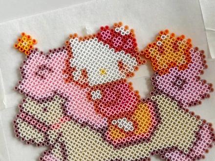 超可爱Kitty遥遥马教程来咯~图纸来源🍠 @Puppyoo🐾#拼豆摇摇乐好快乐 #我在抖音玩拼豆 #欢迎来到像素世界 #拼豆 #拼豆教程