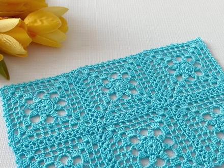 钩衣服、桌布、盖布非常美的方块花教程 这个单元花的钩法非常简单,主要是长针和短针的灵活运用,拼接也不难,本视频详细讲解单元化的钩法和拼接方法。#钩针编织 #钩针花样 #钩针针法