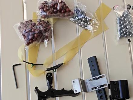 来看看我们神机杆S3的构成,猛猛加料,猛猛提质
#男人玩具 #AGS #神机杆 #弹弓 #弹弓皮筋