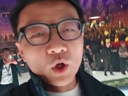 揭秘全新宝马3系!纯电和燃油什么关系? #新世代BMWi3 #BMW #宝马 #驾驶乐趣进入新世代 #新世代宝马驾趣