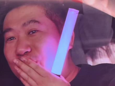 20260323黄丽玲Alin上海演唱会:
《P.S.我爱你》
我爱你没有保留,
我爱你就到最后,
有些人值得等侯,
有些悲伤值得忍受,
我爱你不是冲动.
生命尽头反正一场空,
只要你记得 我们那么爱过,
我忘不掉你第一次吻我
#黄丽玲#黄丽玲上海演唱会#Alin#P.S.我爱你#演唱会现场live20年前满满的回忆,