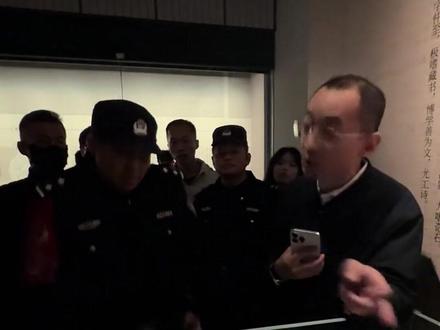 《行书三札卷》被质疑为印刷品 江西省博回应:展品为原件(来源:四川观察 编辑:许玥宁 校对:方金友 审核:申敬 审签:陈敏娟)#江西省博物馆