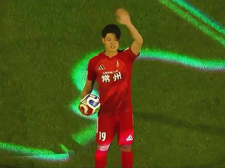 刚刚,苏超揭幕战开幕式,冲上热搜! #苏超 #苏超联赛 #足球 #足球的魅力 #体育精神