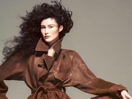 何穗复出拍摄《时尚芭莎》,超模气场犹在#何穗#时尚芭莎