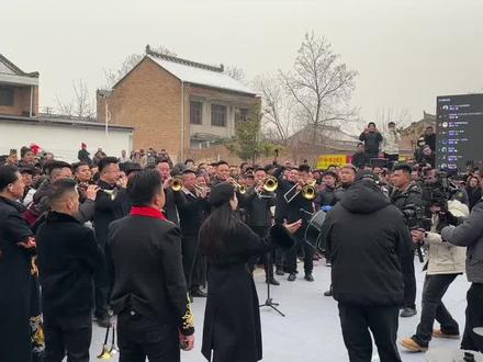 今天中午2点PK直播间不见不散#牛老板关中乐队 #弦味坊