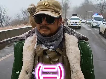 #东天山骆驼队 #骆驼队 #旅行 东天山骆驼队绕行西安不是怂,而是担当