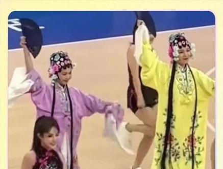 不得不说杭州亚运会是懂放歌的,主打一个为所欲为#杭州亚运会 #被这届亚运的氛围燃到了 #搞笑 #整活 #离谱