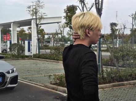 以为接下来是武打戏 没想到是川剧 不笑的是给#歌曲莫问清风与明月