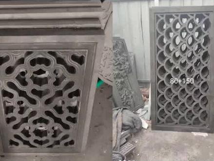 宿迁仿古镂空水泥花窗厂,专注30水泥小窗花,围墙透光窗花,镂空花窗砖雕生产,花格窗工艺,材质优良,想知道扇形古建窗花是如何制作的吗?今天带您一探究竟。从选料开始,精心切割木材,再经精细雕刻,赋予窗花独特纹理。接着拼接组装,每一步都饱含匠心。 #水泥镂空窗花价钱 #水泥镂空窗花定制厂家 #仿古窗格加工定做 #砖雕镂空窗花价钱 #围墙仿古窗花厂家电话