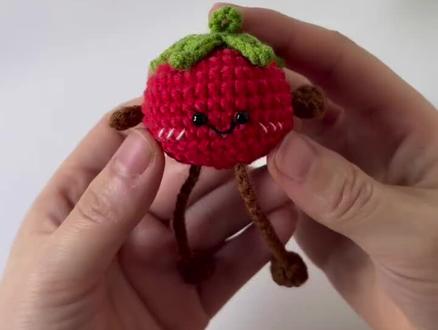 超萌钥匙扣自己做,软绵绵手感太治愈! 冬天必备!可爱又暖和的小物件教程来啦~快来看看怎么制作吧~#好物推荐 #手工 #手工diy #手工编织 #毛线