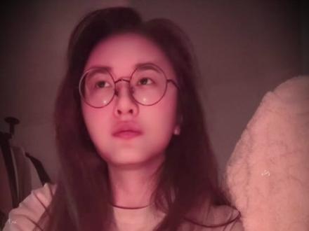 看《爱翻》上头了,刷抖音被种草了这首歌!!感冒ing也忍不住想录一个!!跑掉不要见怪!!#雨过后的风景 #爱情怎么翻译 #翻唱