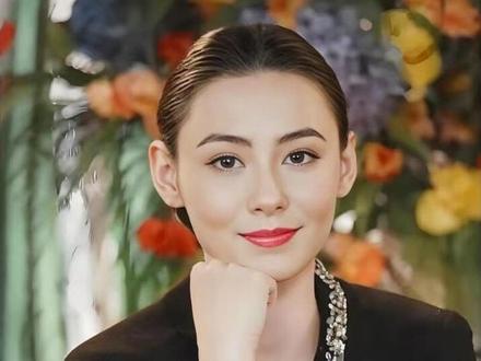 张柏芝,哭没有用,就问你拿钱了没有?#名人大咖 #娱乐评论大赏 #张柏芝 #热点#上热搜