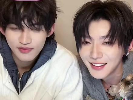 好幸福的一家三口,加上女儿们一家四口,好幸福🥰#云旗 #郝熠然 #甜 #磕糖 #太可爱