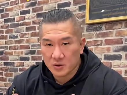 @智慧馆长1号 已超50万粉丝了,15日试播,27日上午10点正式开卖#馆长#馆长直播