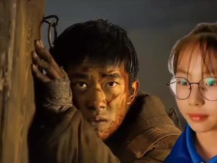 影片长津湖之水门 e991b3e9f17bdd8ce941eecd2d72e704~tplv-dy-resize-origshort-autoq-75:330.jpeg?x-expires=1990771200&x-signature=5gSTUvNTz%2FlHzUxJbB6KEZNgMZk%3D&from=3213915784&s=PackSourceEnum_AWEME_DETAIL&se=false&sc=cover&biz_tag=pcweb_cover&l=20230203165257C9D5D4687481580CBED7