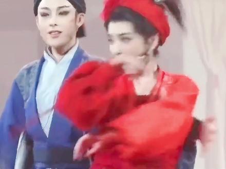 一句台词一个眼神就杀穿全网,难怪李云霄33岁就成国家一级演员 #镖人 #李云霄 #燕娘子 #影娱漫谈编辑部 #抖音精选