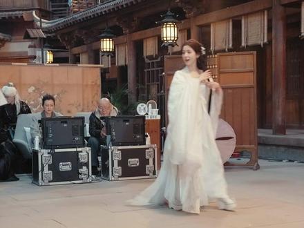 #哈妮克孜白切黑好带感 @哈妮克孜 邪魅一笑一秒入戏 #无限超越班