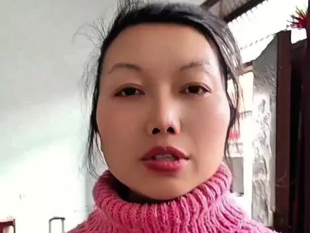 荆州斗湖堤,24岁女孩儿,史诗瑶已经找到了,很遗憾已经没了生命体征。嗯,怎么说呢?反正就是,感到很难过吧,女孩子白白净净,长得又漂亮,在学校读研究生。出了这个事情之后我估计女孩子的妈妈应该是很难走出来,不知道什么原因,女孩儿那么大的决心离开这个世界,不知道女孩儿到底遇见了什么?当时怎么会一气之下往外面跑?关注凤妹说,了解更多失踪人口的信息。