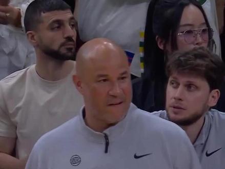 这是一个关于“相信”的故事~ #布伦森父子场上场下交相辉映 #尼克斯时隔27年重返总决赛 #布伦森获得东决MVP #NBA