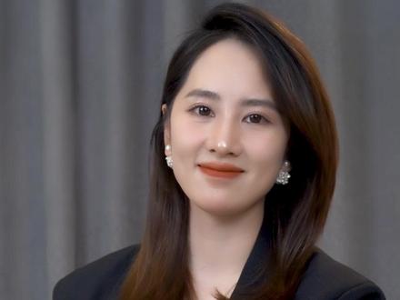 自此一别,各自婚嫁,难免哽咽,万般言语,虽短暂,但相遇总是不易,能留下美好回忆已是很好。在这段感情里你永远占上风,所以,你不知道我的难堪,虽有疼痛,但我要向前看了。#情感共鸣 #向前看 #内容过于真实 #触动心坎的那些话 #情感 #男人女人