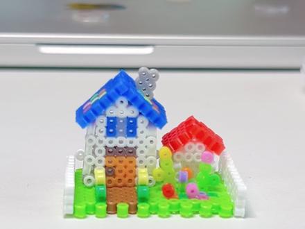 盖了帽了家人们,这个带院子的小房子太童话啦 #拼豆 #立体拼豆 #小房子 #娃娃屋 #可爱