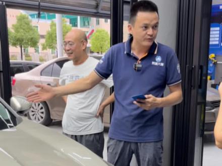 你觉得玻璃会自然裂吗?#诚信经营服务至上 #现场实拍 #大田玻璃哥