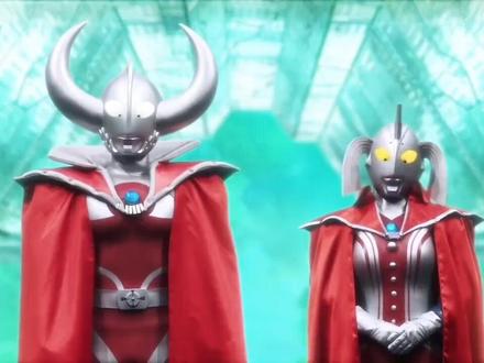 #超然混剪 #创作者中心 #创作灵感 奥母都当奶奶了笑声还那么少女