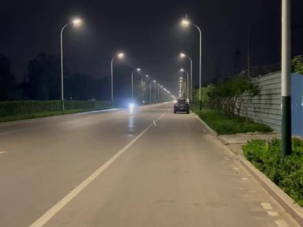 迈极炫,启动!#夜骑 #公路车 #就这样骑进夏天吧 #自行车尾灯 #迈极炫车灯