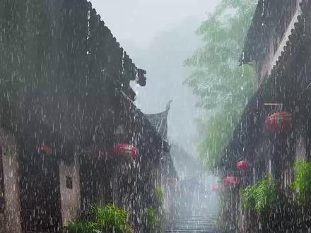 如何不提雨字,描述雨很大