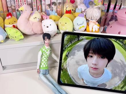 打开全是梦情!王橹杰突围小卡开箱!#王橹杰 #TF四代 #橹穆 #TF家族 #时代峰峻