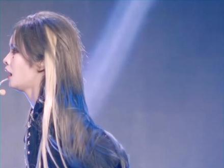 #杨冰怡 #snh48 #直拍 #这谁顶得住啊 #绝美舞台 20231104 成都Top16巡演 SNH48-杨冰怡 天鹅 focus