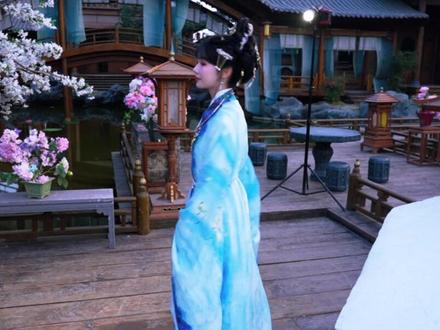 来和🍎看#糟糕和闺蜜一起穿书后把反派玩坏了 主创合体直播回放吧! #刘念 #至春禾#陈添祥 #张翅 精彩回顾,这次不再错过哦。@刘念 @至春禾 @陈添祥 @张翅