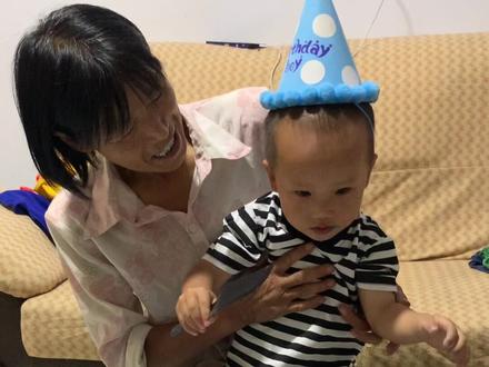 程程两周岁了,简简单单给孩子过个生日,希望程程健康成长