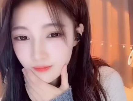 不得不说,老板的舞蹈还是很nice的,越来越棒了@王小小 #舞蹈