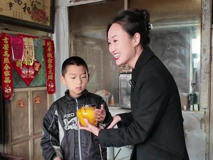 他第一次知道黄桃罐头的秘密