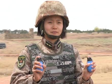 手榴弹实弹投掷,威力惊人,相当彪悍!#威武