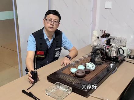 给自己的海能达md780“动手术"。#业余无线电 #业余电台 #通信设备 #对讲机 #上热门 @DOU+小助手 @DOU+上热门 @抖音热点宝 @正能量阅读 @遇见自己