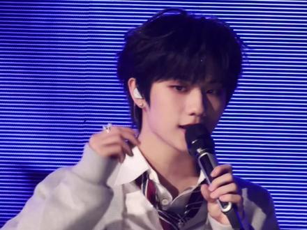 你说过只有我懂你的依赖 1.30零点☁️请多多支持张子墨新原创单曲《抽离》
#张子墨 #抽离 #原创