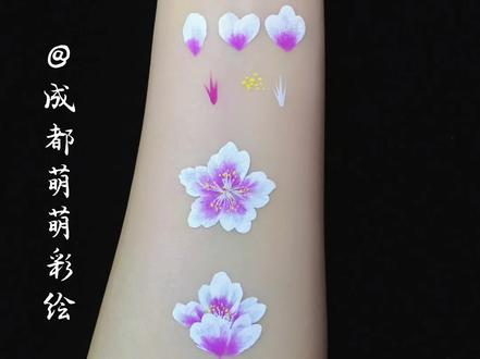 一分钟教会你如何用一支笔画三种形态桃花🌸 分享自学彩绘排笔基础练习!一起来试试画春日色彩桃花🌸#桃花 #原创作品 #又简单又好看的画 #创作者中心 #创作灵感