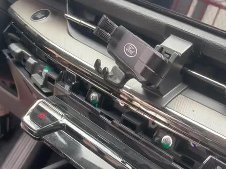 福特领睿中央扶手拆解方法,
这车真是那个,哥要是没在江湖上混过两年,差点让他拿捏了#汽车知识分享 #抖音记录修理工的日常 #汽车知识科普