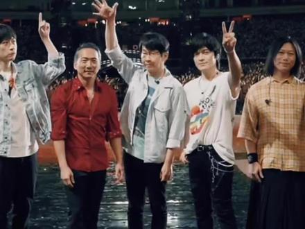 五月天为什么能成为全民偶像?#五月天#演唱会