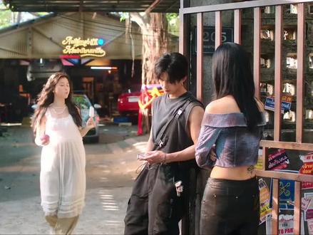 谁能懂一下这段啊!啊啊啊啊啊啊啊啊啊啊啊!第一次追剧追到上头的开始剪片段了,我将反反复复观看100遍!!!!!!#双轨 #朝朝暮暮 #姜暮 #靳朝