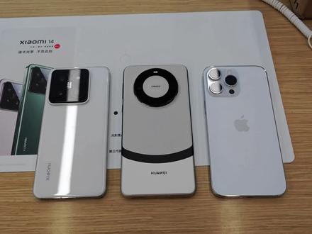 #小米14 #骁龙8gen3 #华为 #数码科技 #澎湃os 小米14Pro mate60Pro 上手对比一下